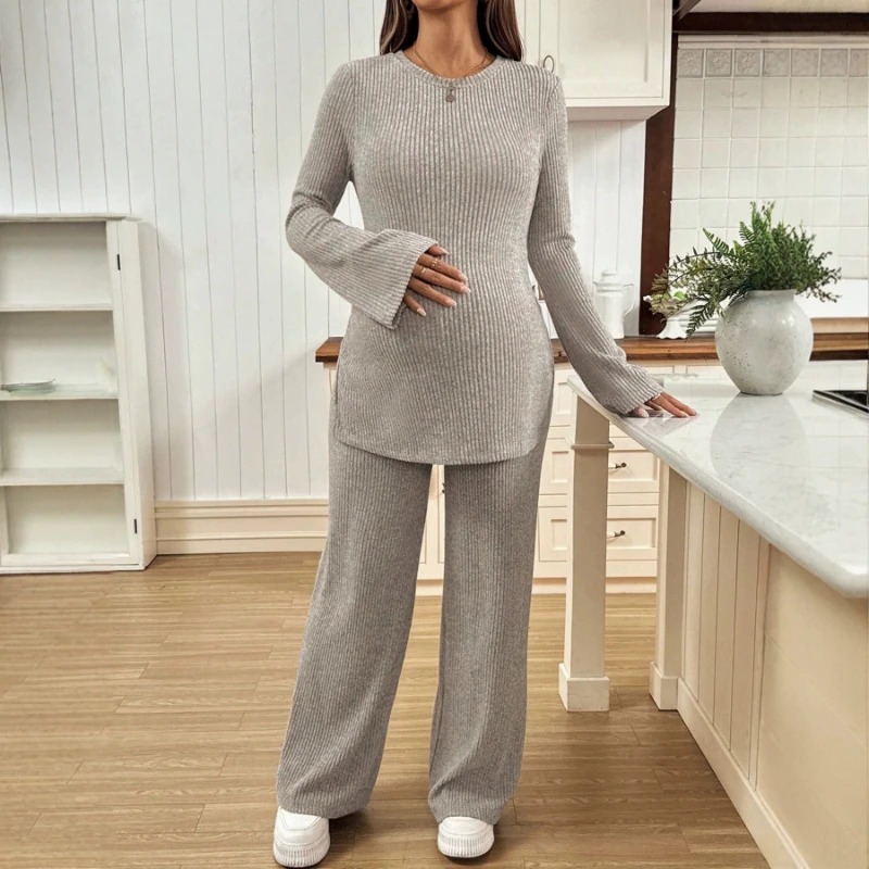 니트 소재의 임산부용 투피스 세트: 긴 소매에 옆트임이 - Maternity Wear 리뷰 및 가격